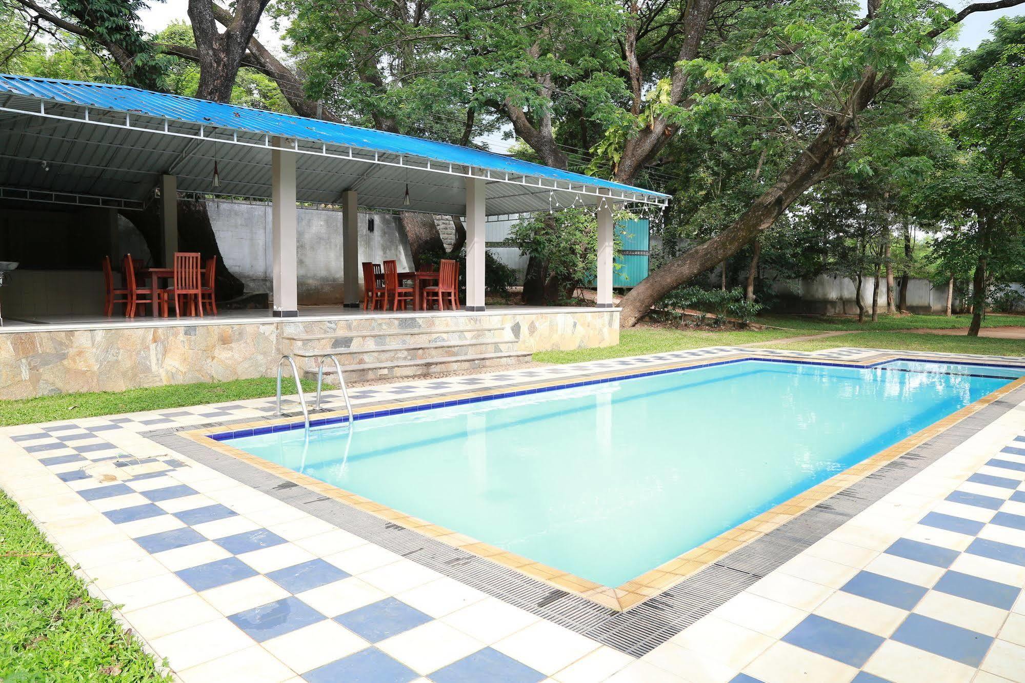 Grand Kalundawa - Dambulla'S Hidden Secret Hotel Екстериор снимка